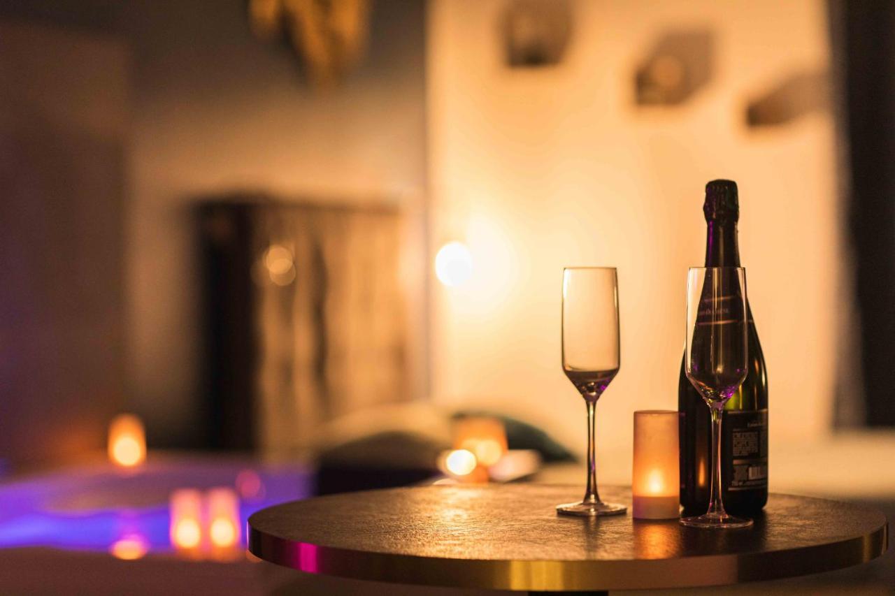 * Spa & Detente # Suite Privee # Tours # Netflix * מראה חיצוני תמונה