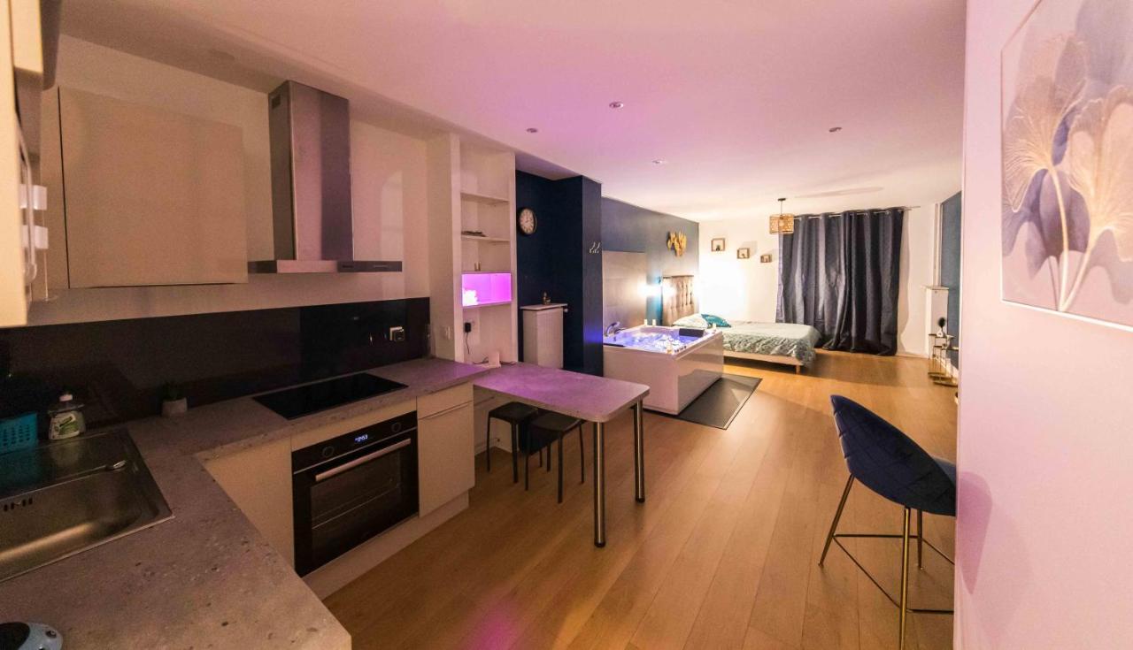 * Spa & Detente # Suite Privee # Tours # Netflix * מראה חיצוני תמונה