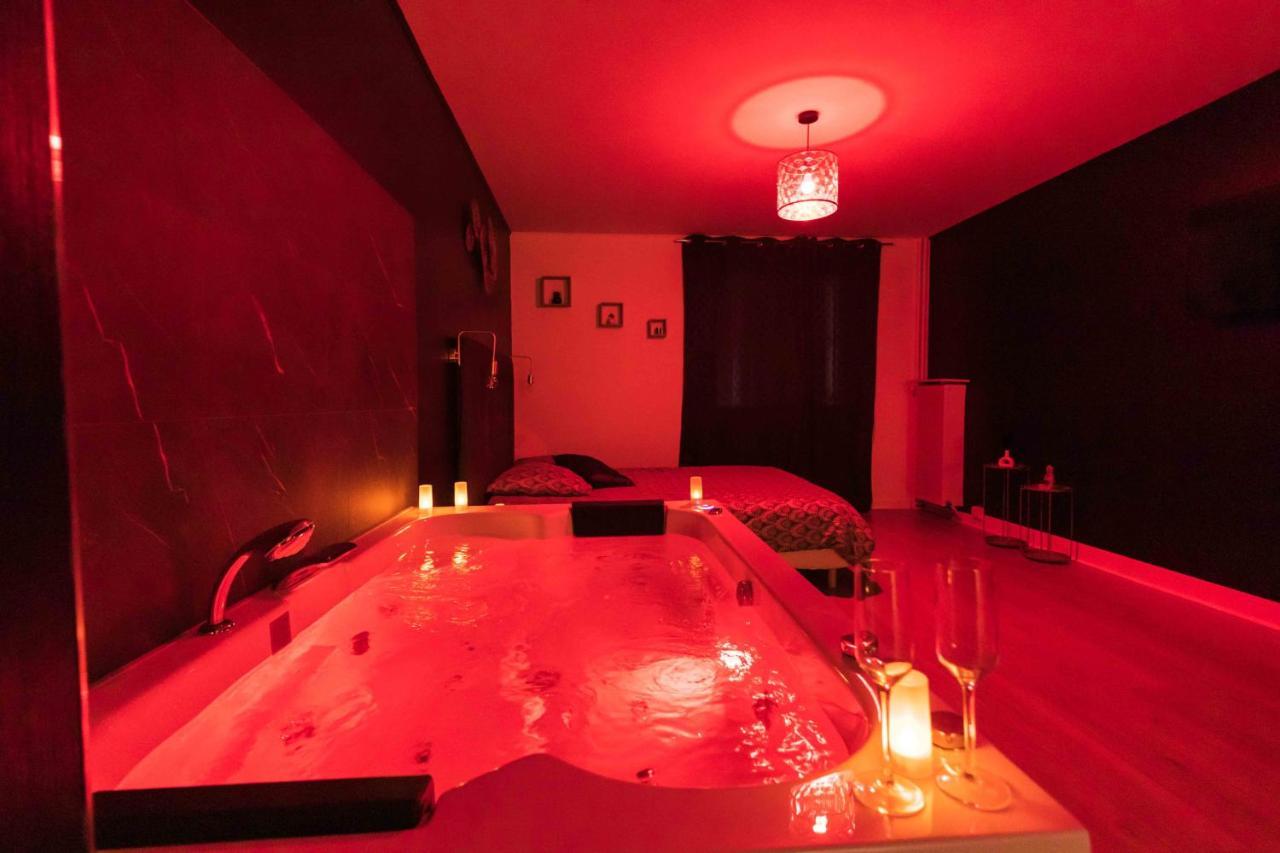 * Spa & Detente # Suite Privee # Tours # Netflix * מראה חיצוני תמונה